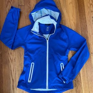 zero restriction women’s rain coat